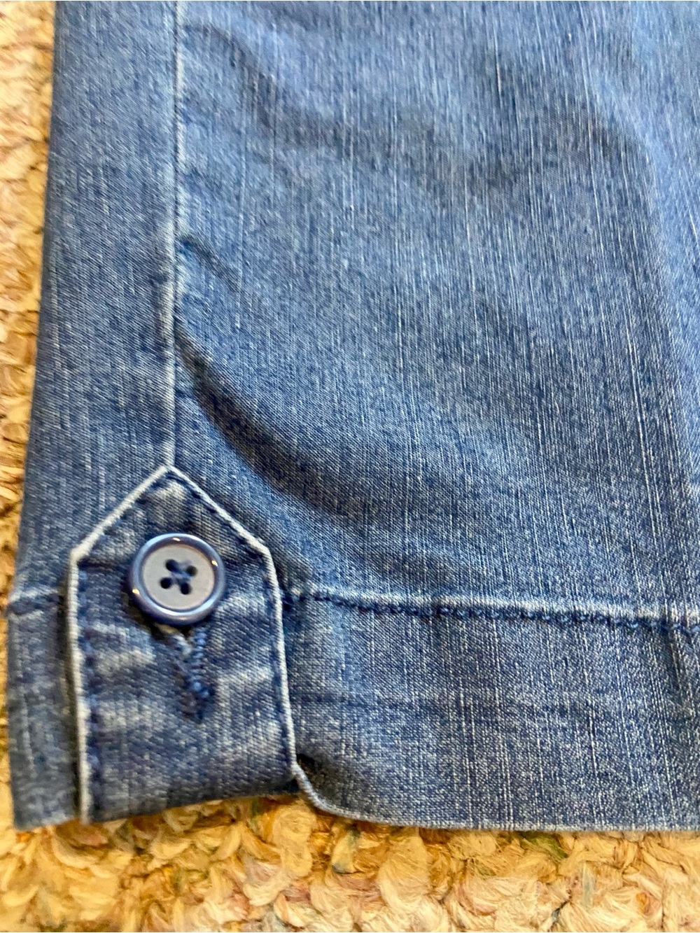 Women’s Size 12 Denim Capris with Floral Belt - Picture 5 of 7